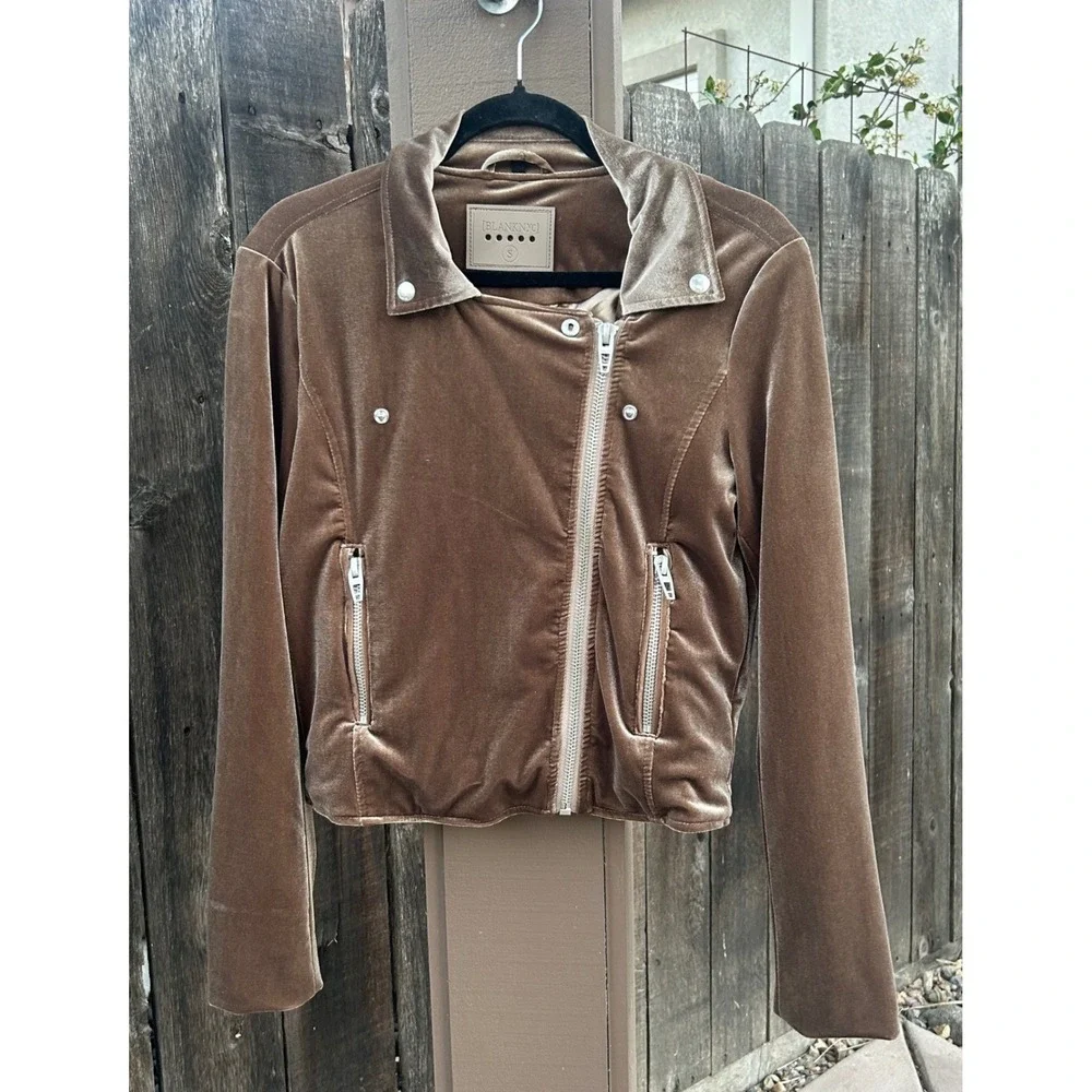 BLANKNYC Womens Small Velvet Moto Jacket Taupe Brown Cropped Zip Biker - Picture 2 of 14